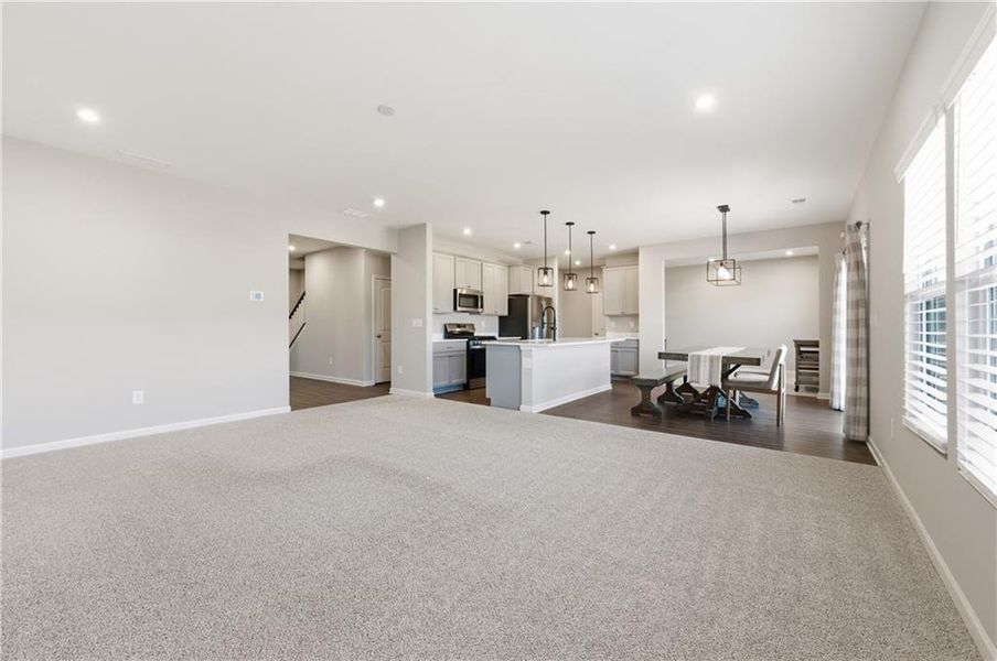 Spacious, unfurnished interior of a new home in Twin Lakes, Hoschton (Image 21).
