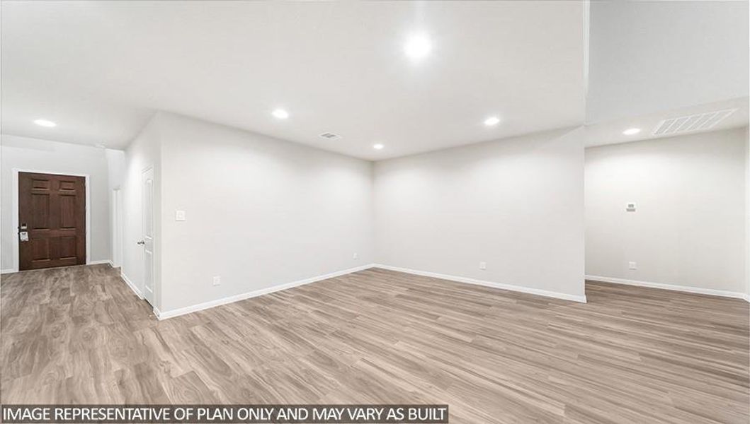 Spacious, unfurnished interior of a new home in River Ranch Estates, Dayton (Image 10).