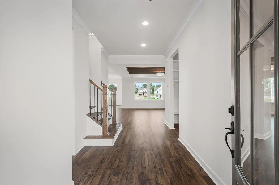 Dahlia B Foyer