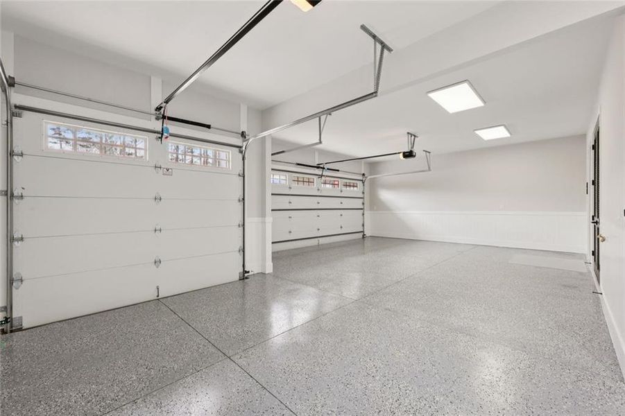 Spacious, unfurnished interior of a new home in , Auburn (Image 87).