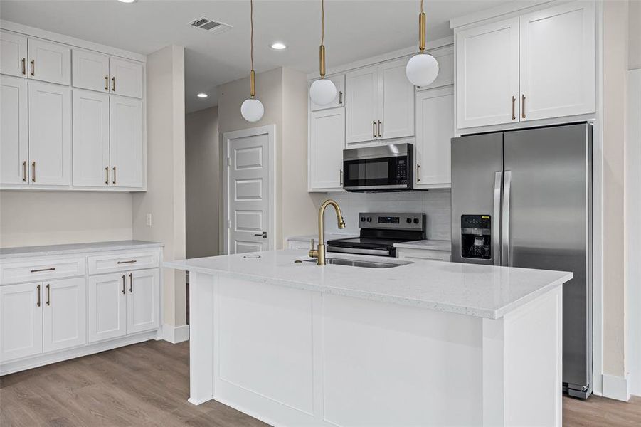 Furnished interior view inside a new home in , Granbury (Image 6).