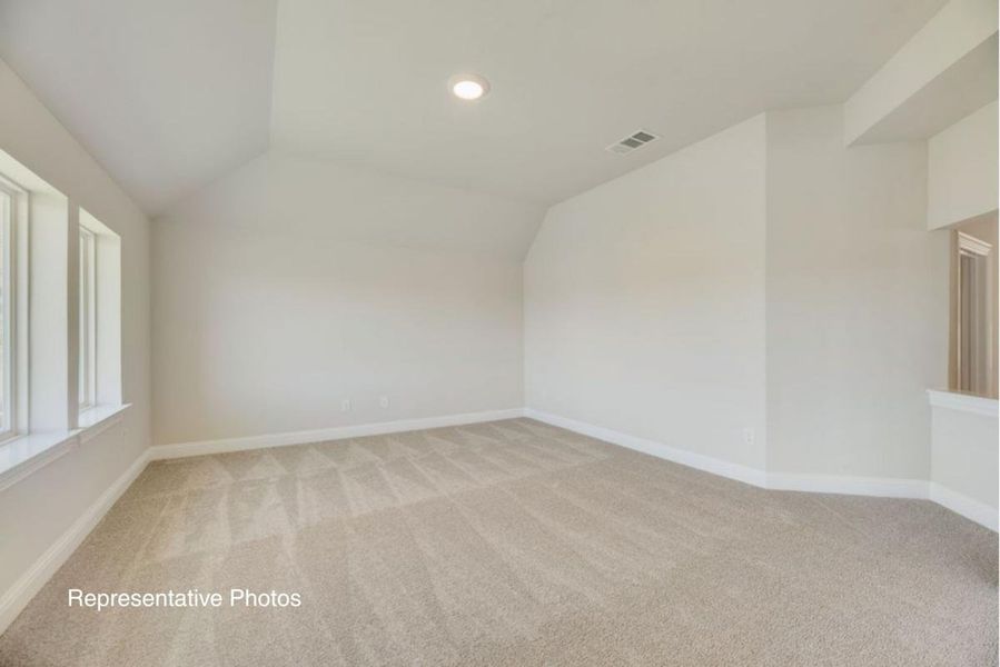 Representative unfurnished interior of a home built from the Grand Lantana by Grand Homes in Cedar Ridge Estates, Grand Prairie (Image 26). Representative unfurnished interior of a home built from the Grand Lantana by Grand Homes in Cedar Ridge Estates, Grand Prairie (Image 26).
