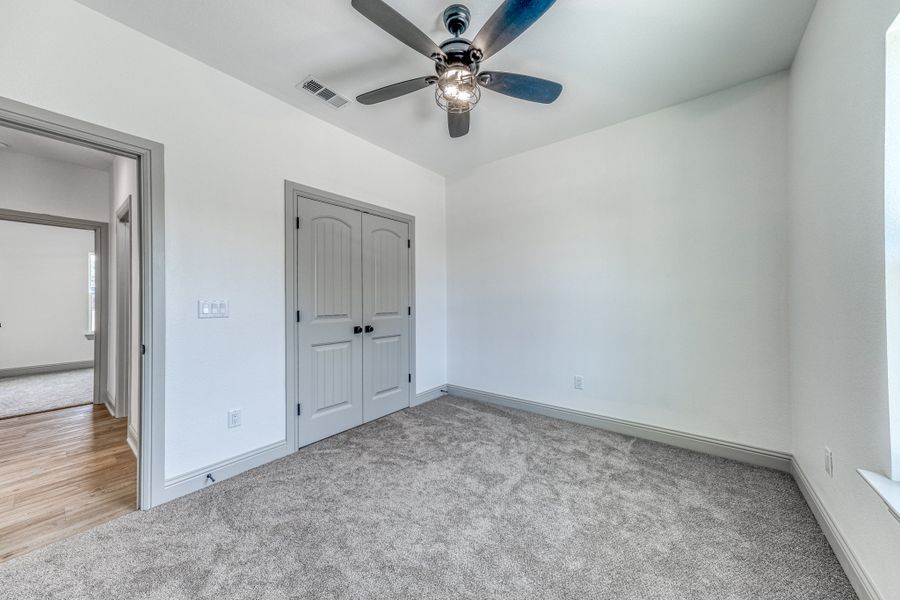 Representative unfurnished interior of a home built from the Lucas by Zeal Home Builders in Echo Grove, Poolville (Image 104).