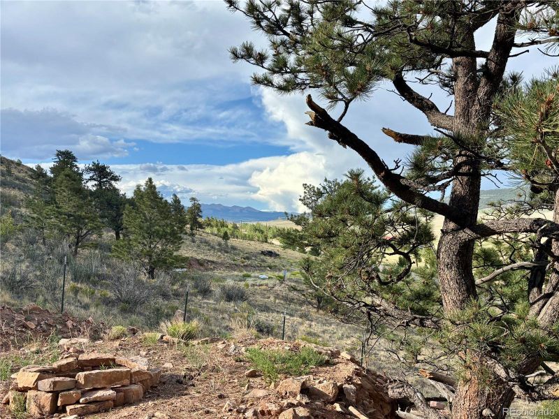 Image 42 of a home in .