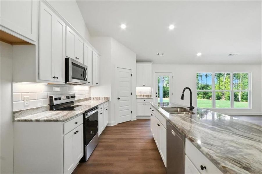 Furnished interior view inside a new home in , Hartwell (Image 7).