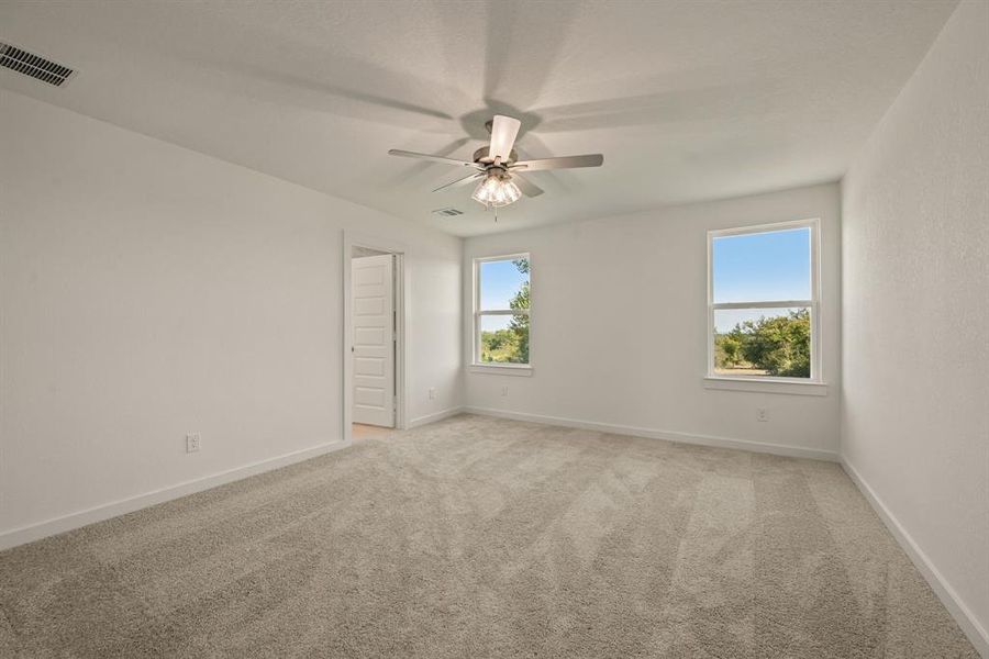 Spacious, unfurnished interior of a new home in Gatlin Ranch, Springtown (Image 19). Spacious, unfurnished interior of a new home in Gatlin Ranch, Springtown (Image 19).