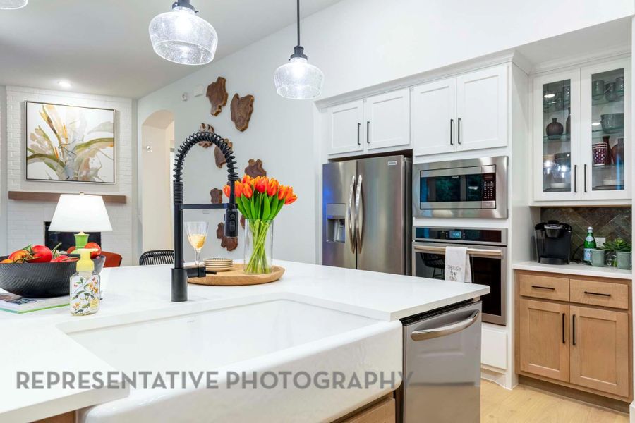 Furnished interior view inside a new home in Riceland: 65ft. lots, Mont Belvieu (Image 15).