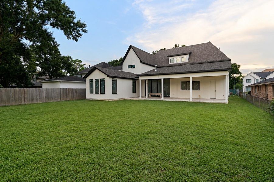 Rear elevation Rear elevation