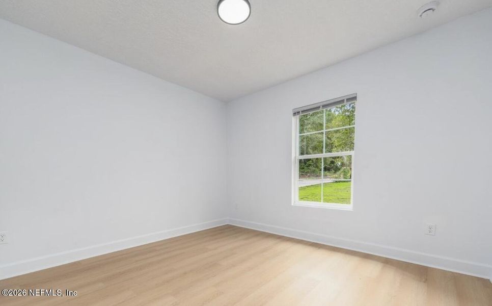 Spacious, unfurnished interior of a new home in , Keystone Heights (Image 6).