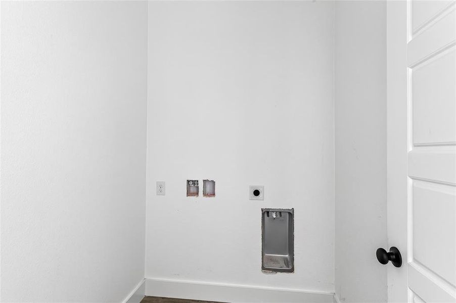 Spacious, unfurnished interior of a new home in , Dallas (Image 29). Spacious, unfurnished interior of a new home in , Dallas (Image 29).
