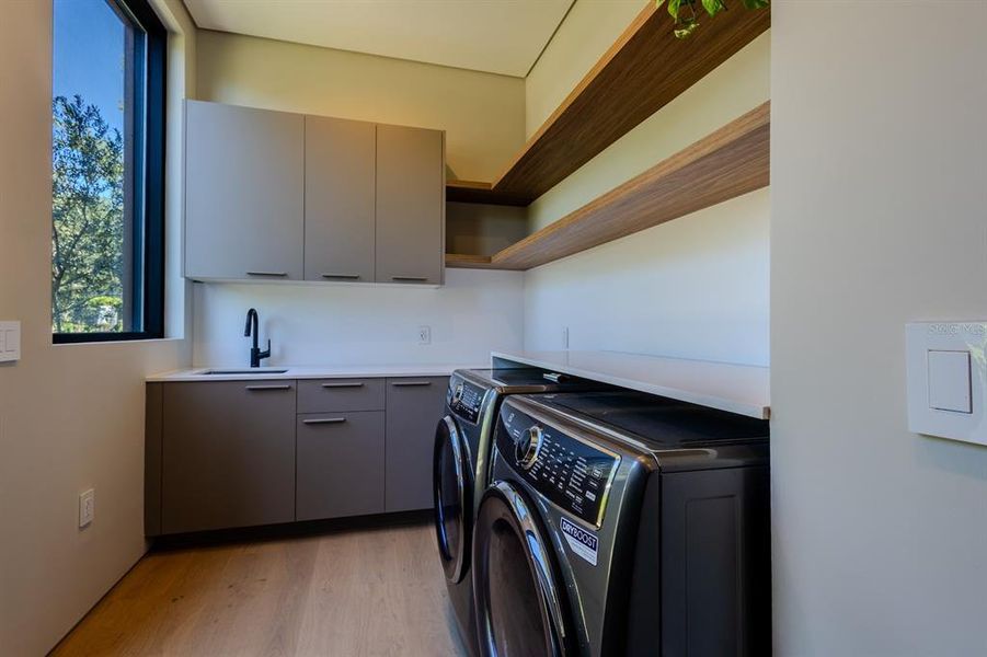 Image 77 of a home in .