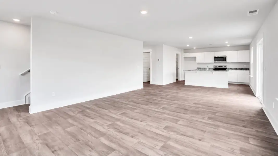 Spacious, unfurnished interior of a new home in Saltgrass Landing, Winnabow (Image 14).
