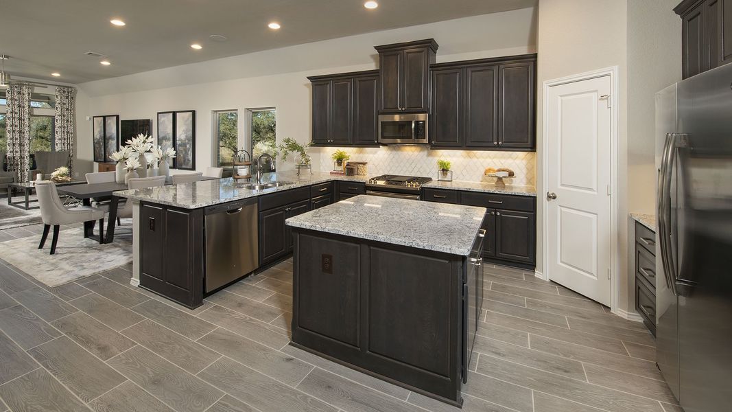 Furnished interior view inside a new home in Briggs Ranch, San Antonio (Image 79).