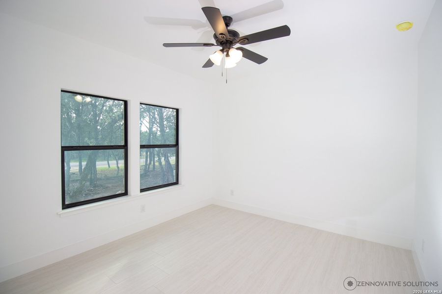 Spacious, unfurnished interior of a new home in , Canyon Lake (Image 15).