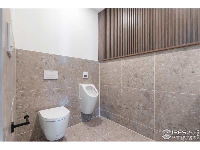 Furnished interior view inside a new home in , Boulder (Image 4).