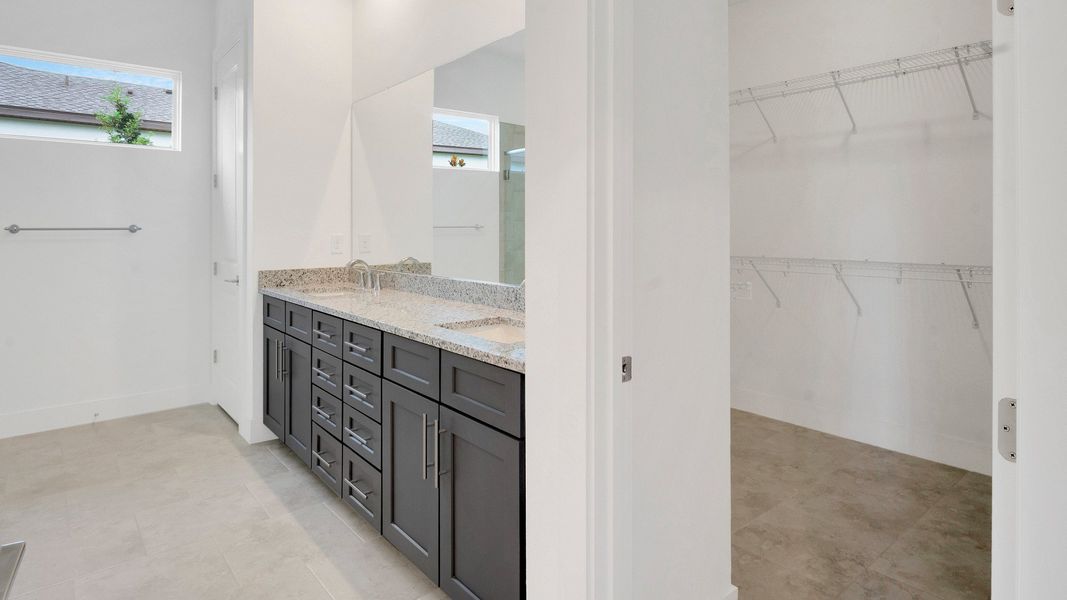 Representative furnished interior of a home built from the Courtyard by DRB Homes in River Preserve Estates, Parrish (Image 16).