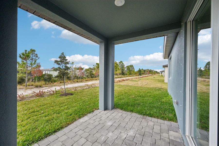 Entering Clubhouse.0018