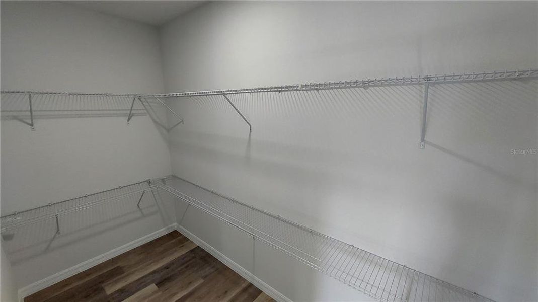 Image 6 of a home in . Image 6 of a home in .