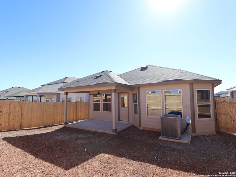 Exterior details and patio area of a home in Park Place, New Braunfels (Image 3).
