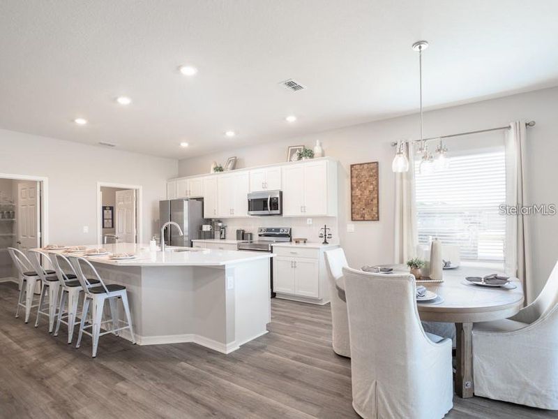 Furnished interior view inside a new home in Keen's Grove, Lakeland (Image 4).