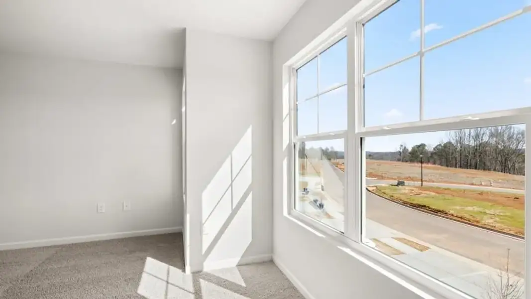 Spacious, unfurnished interior of a new home in , Gainesville (Image 21).