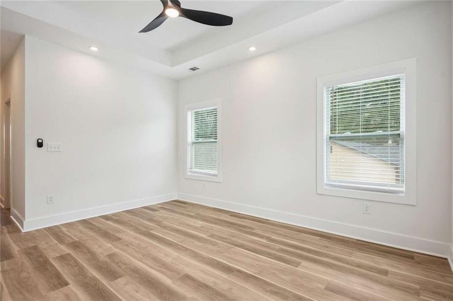 Spacious, unfurnished interior of a new home in , Atlanta (Image 31).