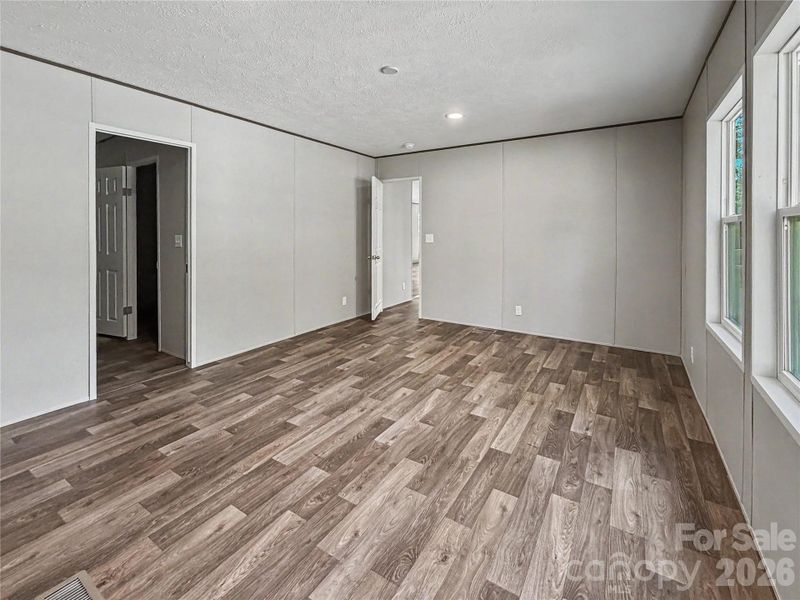 Spacious, unfurnished interior of a new home in , Mooresboro (Image 36).