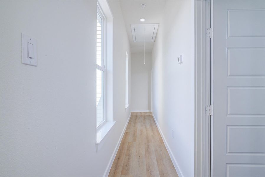 Spacious, unfurnished interior of a new home in , Galveston (Image 36).