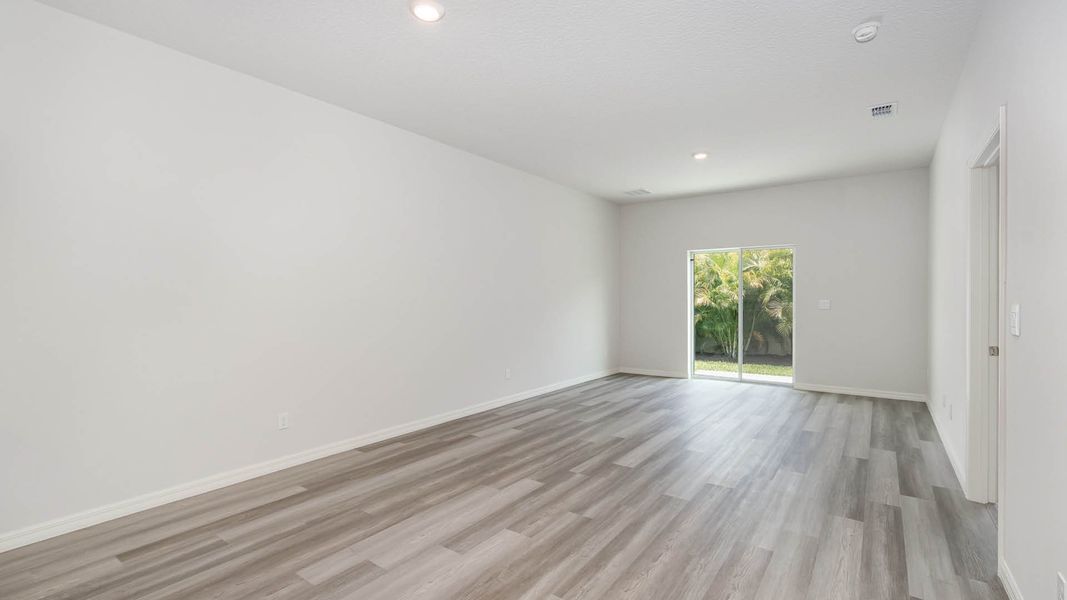Spacious, unfurnished interior of a new home in Orchid Reserve, Sebastian (Image 11).