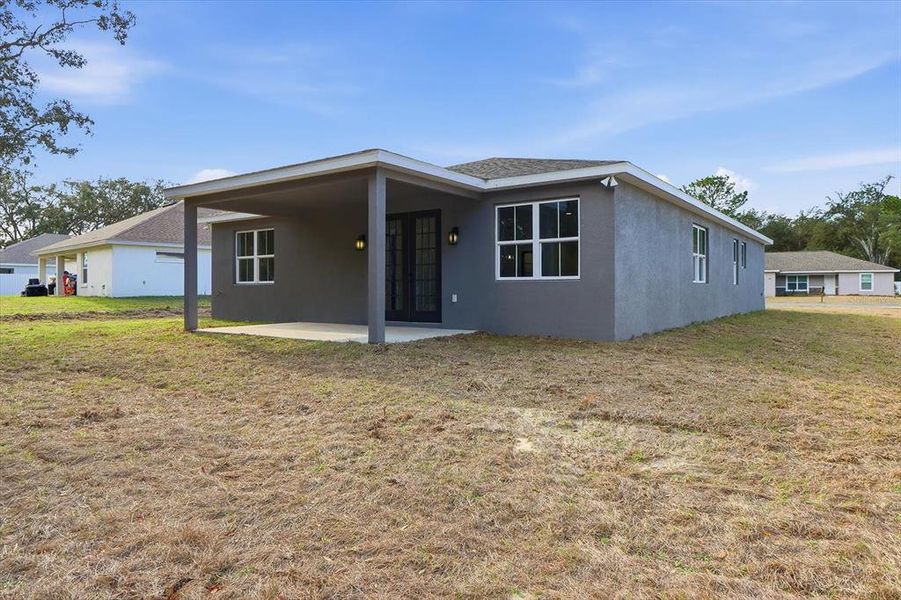 Exterior details and patio area of a home in , Ocala (Image 24).