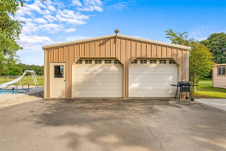 Image 33 of a home in .