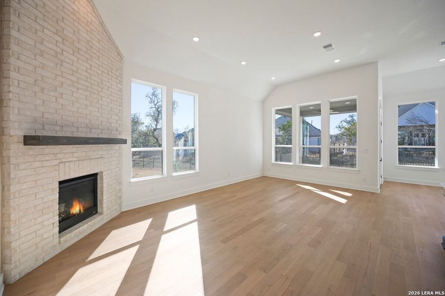 Spacious, unfurnished interior of a new home in La Cima, San Marcos (Image 15).