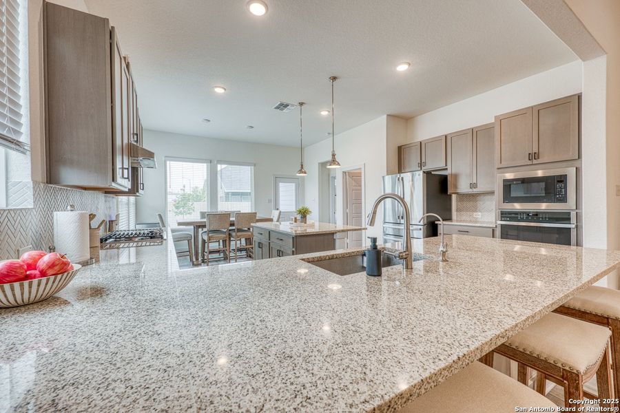 Furnished interior view inside a new home in Hunters Ranch, San Antonio (Image 36). Furnished interior view inside a new home in Hunters Ranch, San Antonio (Image 36).