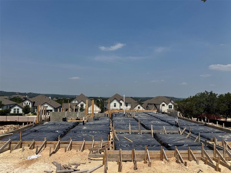 Image 27 of a home in The Hollows Canyon - 60'. Image 27 of a home in The Hollows Canyon - 60'.