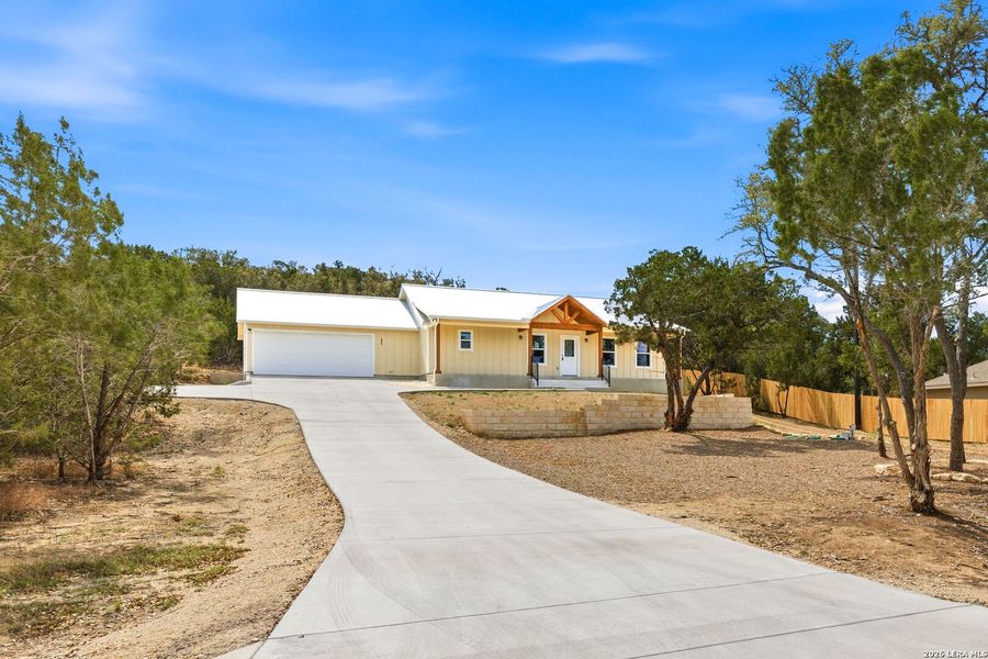 Image 47 of a home in .