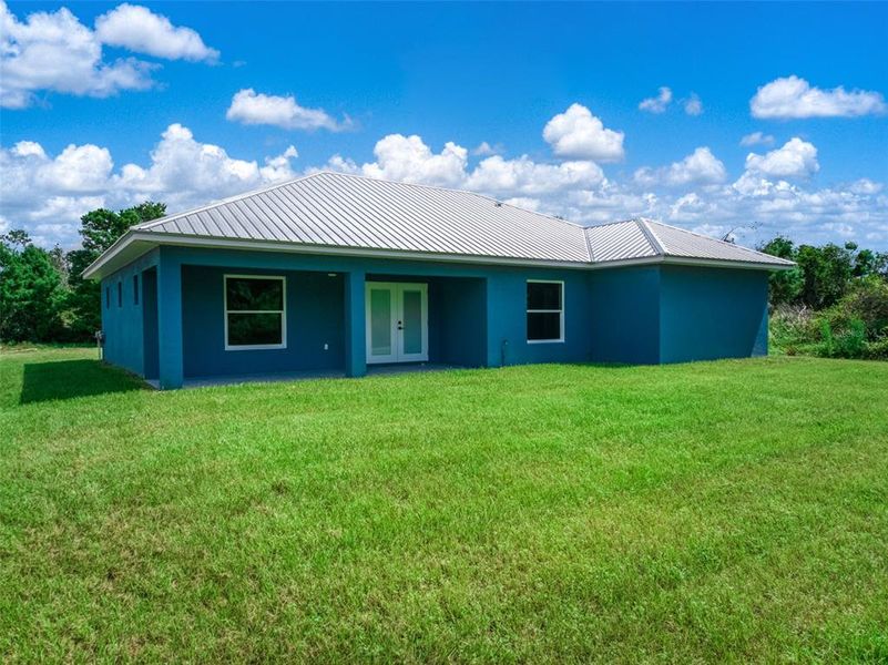 Exterior details and patio area of a home in , Sebring (Image 20). Exterior details and patio area of a home in , Sebring (Image 20).