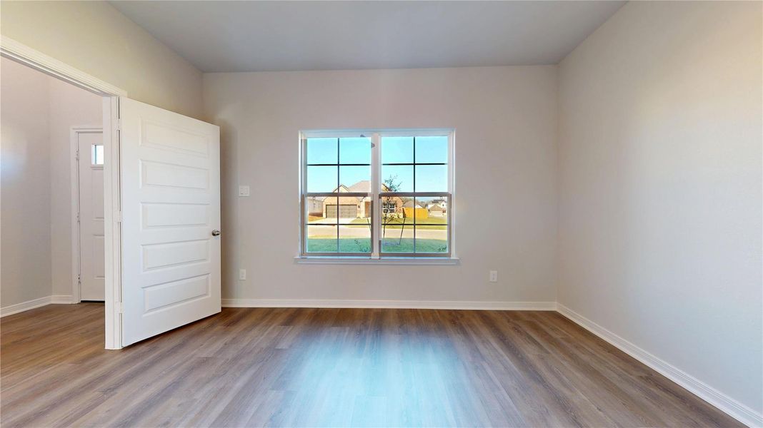 Spacious, unfurnished interior of a new home in Lexington Heights 50', Willis (Image 18).