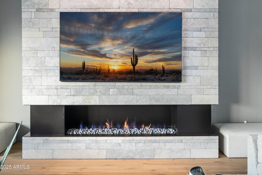 Azure_Lot25_QMI_LivingRoom_Fireplace