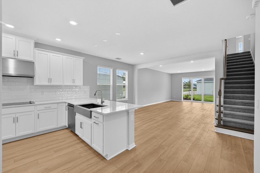 Furnished interior view inside a new home in Tiburon, Nokomis (Image 8). Furnished interior view inside a new home in Tiburon, Nokomis (Image 8).