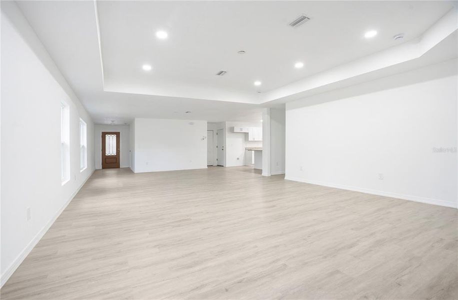 Spacious, unfurnished interior of a new home in , Weeki Wachee (Image 20). Spacious, unfurnished interior of a new home in , Weeki Wachee (Image 20).