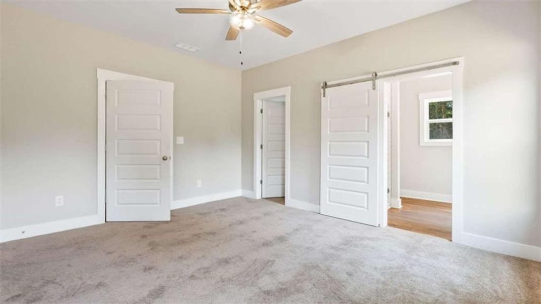 Spacious, unfurnished interior of a new home in , Cedartown (Image 19).