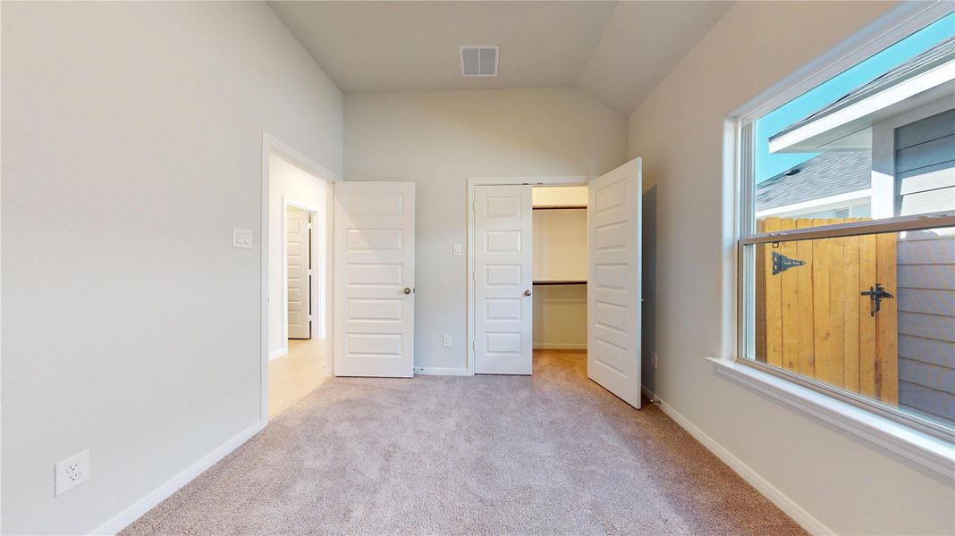 Spacious, unfurnished interior of a new home in East Gate Villas, Willis (Image 25).