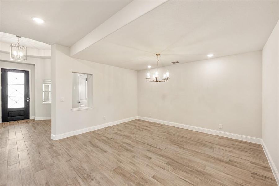 Spacious, unfurnished interior of a new home in Sonoma Verde, McLendon-Chisholm (Image 33).