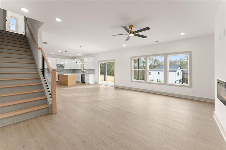 Spacious, unfurnished interior of a new home in , Jefferson (Image 43).