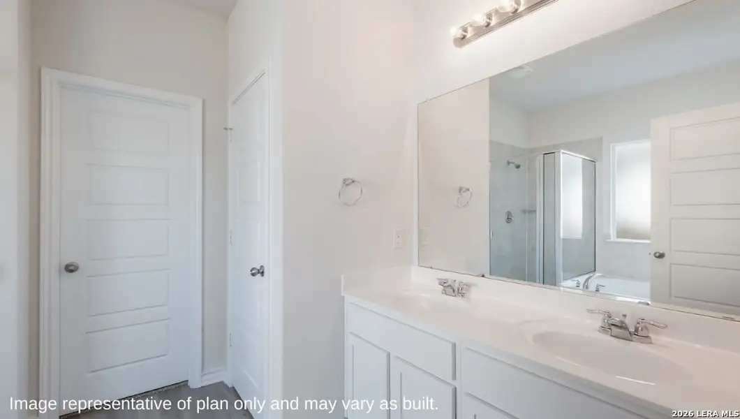 Furnished interior view inside a new home in , Boerne (Image 8).