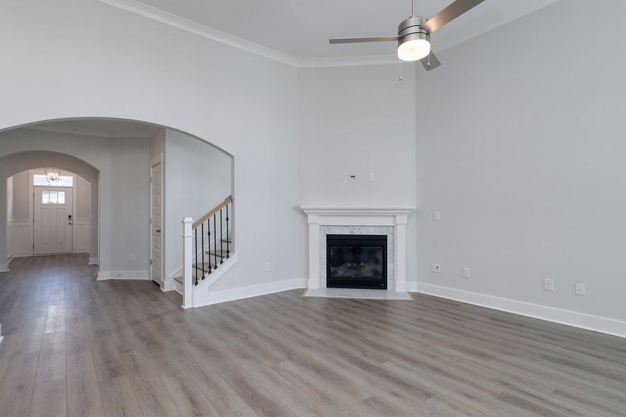 Spacious, unfurnished interior of a new home in Arcadia, Myrtle Beach (Image 22).