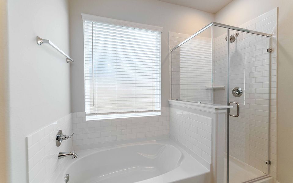 Close-up of interior finishes inside a home in Bay Creek, Baytown (Image 10).