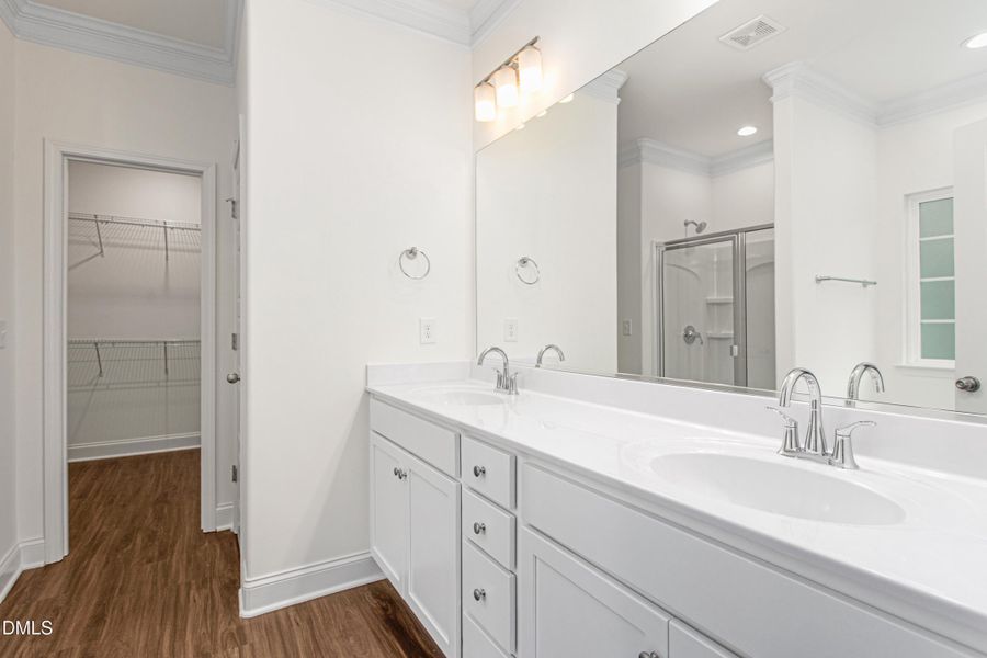 1932 Darrell Drive-18