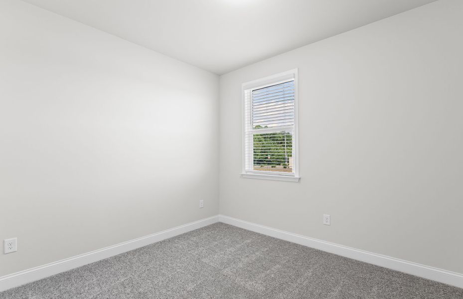 Spacious, unfurnished interior of a new home in Overland, Locust Grove (Image 31).