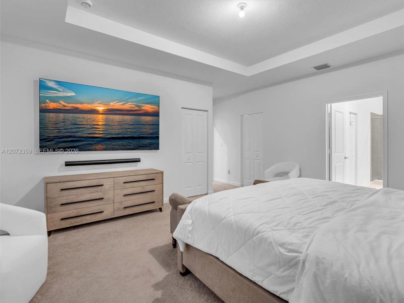 Furnished interior view inside a new home in , Homestead (Image 38).